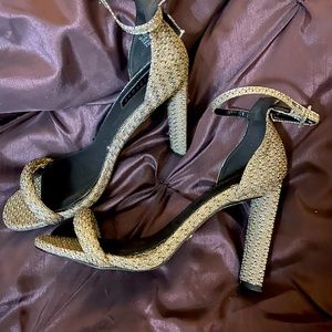 Chunky heel sparkly silver sz 7.5